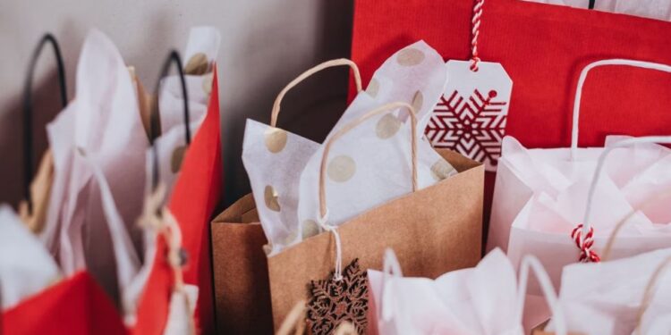 Tips Atur Budget Self Reward Agar Tetap Bisa Berinvestasi