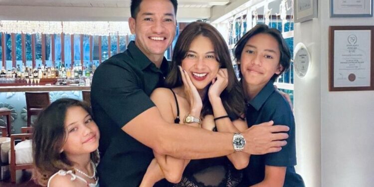 Peduli Keluarga, Andrew White Rencanakan Keuangan Demi Masa Depan Kedua Anaknya