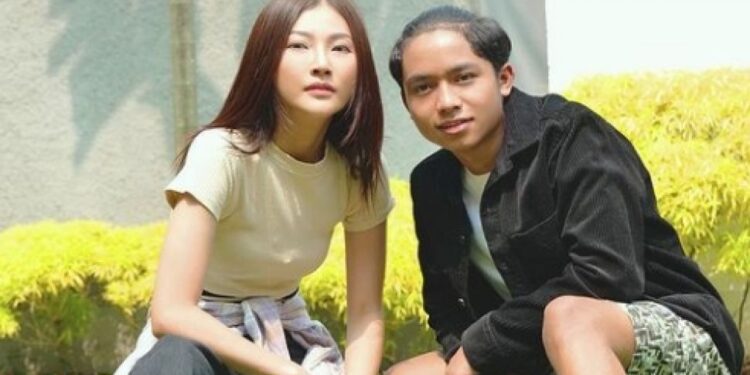 Tak Ikut Fashion Show di SCBD, Sarwendah Pindahkan Zebra Crossnya di Depan Rumah