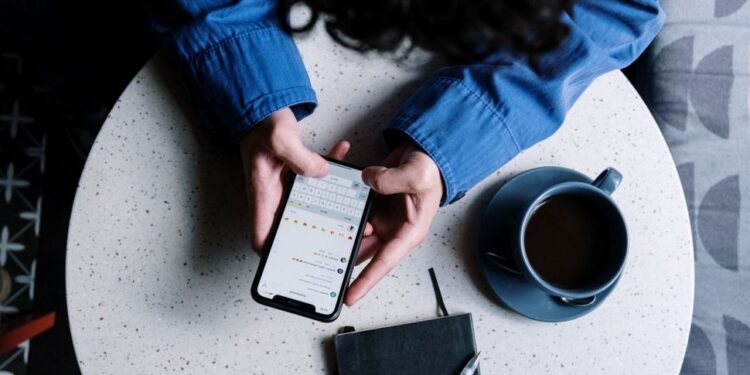 Pengguna WhatsApp Kini Bisa Hapus Pesan Usai 2 Hari Dikirim