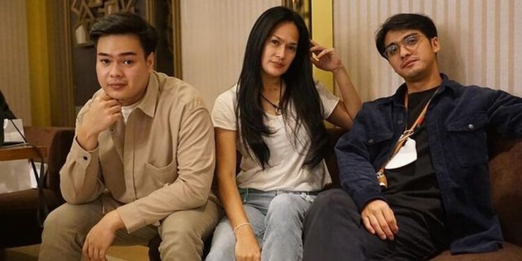 5 Potret Awet Muda Donna Harun, Masih Cantik Walau Sudah Punya 4 Cucu