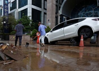Seoul Terkena Banjir Bandang, Warganet: Stay Safe Oppa dan WNI di Sana