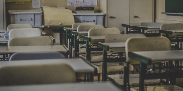 Viral Tren ‘High School in Jakarta’, Booth Minuman di Sekolah Ini Bikin Publik Tercengang