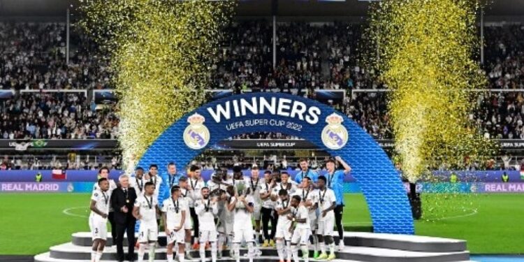 Real Madrid vs Eintracht Frankfurt: Menang 2-0, Los Blancos Juara Piala Super Eropa 2022