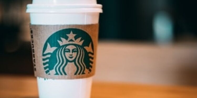 Jual Kopi Starbucks Rp5.000 Per Gelas, Ujungnya Pria Ini Justru Membeli Minuman Tak Terduga