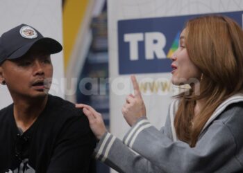 Detik-Detik Rok Ayu Ting Ting Robek saat Nyanyi Viral, Sikap Wendy Cagur Tuai Sorotan