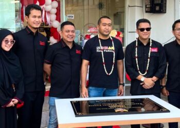 Arief Muhammad Resmikan Rumah Makan Padang, Didukung Langsung Pemerintah Sumbar