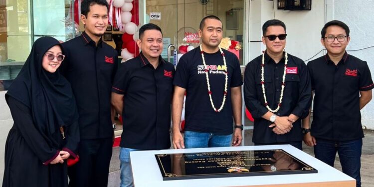 Arief Muhammad Resmikan Rumah Makan Padang, Didukung Langsung Pemerintah Sumbar