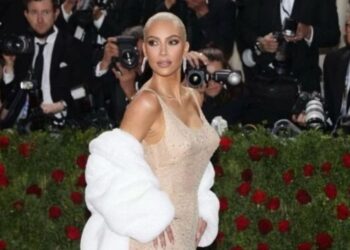 Influencer Bagikan Review Produk Skincare dari Kim Kardashian, Disebut Tidak Praktis dan Mahal