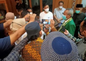Audiensi Panitia Penerima Muktamar Muhammadiyah dan Aisyiyah ke 48 dengan Wali kota Surakarta