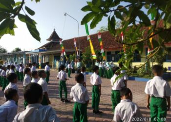 Tanamkan Kedisiplinan dan Keteladanan Melalui Apel Pagi