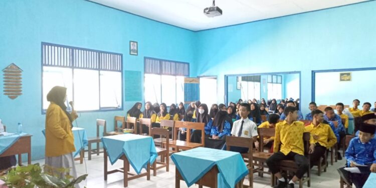 Rayakan Kemerdekaan, MTs Muhammadiyah Petambakan Adakan Seminar Pendidikan Bertajuk “Kenapa Harus Bercita-cita?”