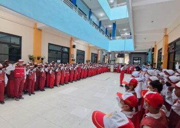 Upacara Perdana, Begini Kesan Siswa yang Jadi Petugas