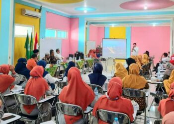 GKB Berbagi Strategi Manajemen ke Sekolah Mitra