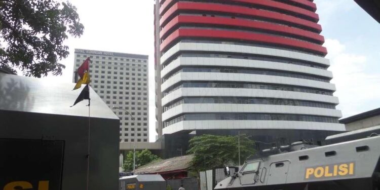Geledah Plaza Summarecon Bekasi, KPK Sita Dokumen Aliran Uang Terkait Kasus Suap Haryadi Suyuti