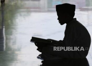 Naskah Khutbah Jumat: Pemuda Teladan dalam Alquran