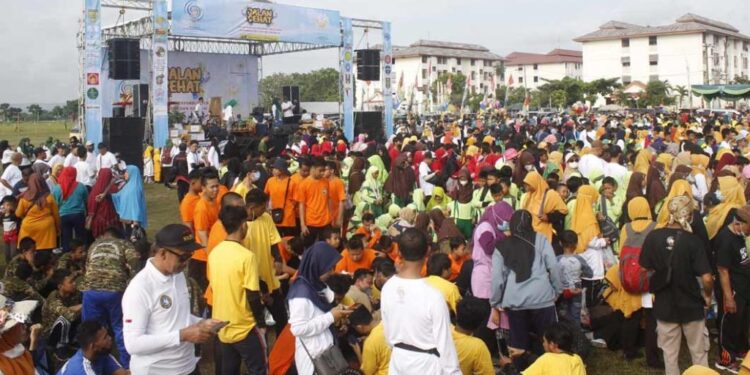 Doorprize Umroh Gratis, 38 Ribu Warga Muhammadiyah Sukoharjo Ramaikan Jalan Sehat