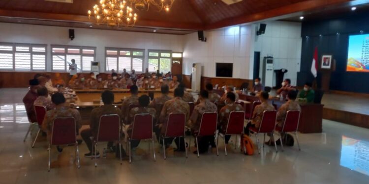 Gibran Minta Jajarannya Untuk Antisipasi Pelaku Usaha atau Pedagang Yang Menaikkan Harga