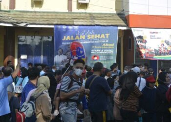 Songsong Muktamar, Ribuan Kader Muhammadiyah Jateng Ikuti Jalan Sehat