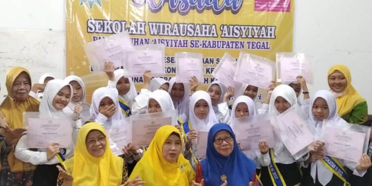 Cetak Wirausaha Muda, Aisyiyah Tegal Gelar Program SWA