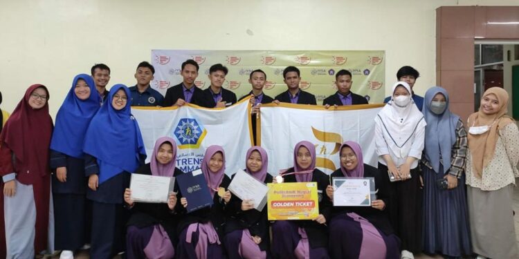 Lima Santri SMA Trensains Muhammadiyah Raih Golden Tiket Masuk Polines Setelah Juarai Lomba Riset Internasional IIIEX 2022