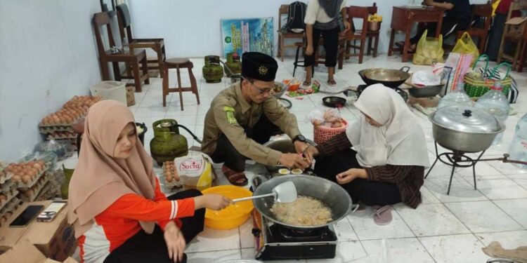 Relawan Muhammadiyah Sigap Bantu Warga Kabupaten Pacitan dan Trenggalek Yang Dilanda Bencana
