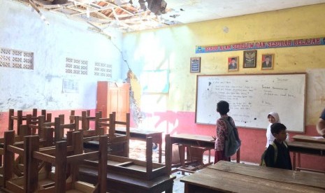Sebabkan Pelajar Meninggal, Sultan Tanggapi Ambruknya Atap SD di Gunungkidul