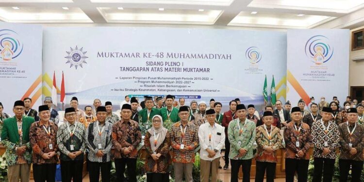 Sidang Pleno 1 Muktamar 48 Berjalan Teduh, Haedar Optimis Muhammadiyah Semakin Berkemajuan