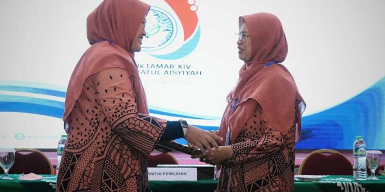 Sah, Ketua Umum Baru Nasyiatul Aisyiyah Terpilih, Puspitarini Ke Puspitasari