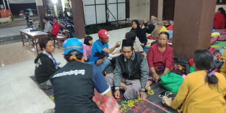 Relawan Muhammadiyah Lumajang Sigap Laksanakan Assesmen dan Bantu Warga
