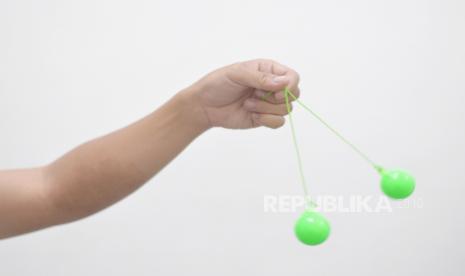 Lomba Lato-lato dan Edukasi Permainan Tradisional Digelar di Banyumas