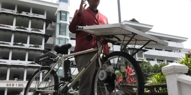 Mahasiswa UMM kembangkan sepeda listrik tenaga surya
