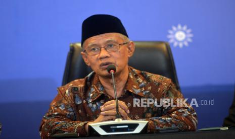 Ketua Umum Muhammadiyah Angkat Bicara tentang Perdebatan Sholat Idul Fitri