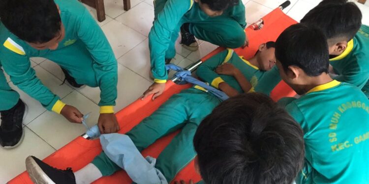 MDMC – Keperawatan Anestesi UNISA Bentuk Relawan Cilik Menuju Sekolah Tanggap Bencana