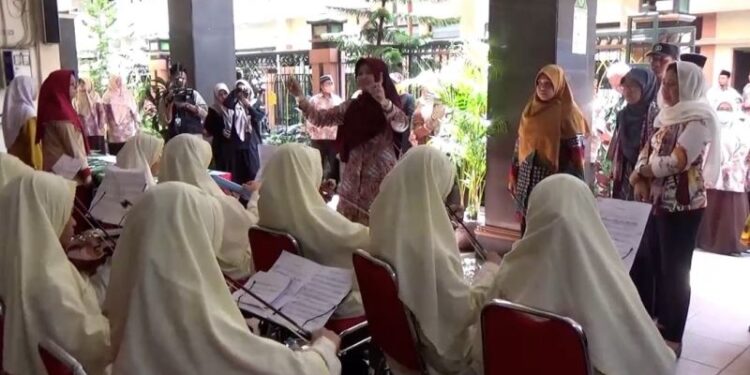 Menjadikan pesantren sebagai ruang pendidikan ramah anak