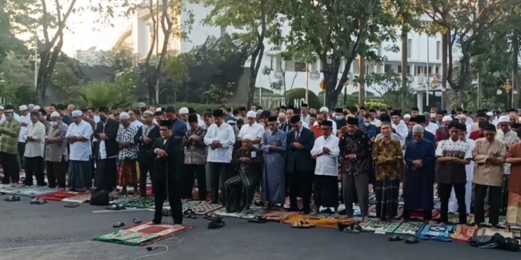 Islam “Rahmatan lil Alamin”, pesan dari Tugu Pahlawan Surabaya