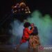 Pagelaran drama musikal Satru tentang pesta demokrasi