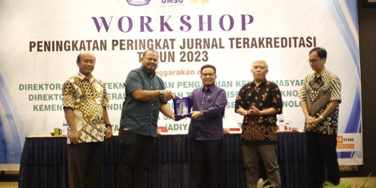 UMSU dan Kemendikbudristekdikti Gelar Workshop Peningkatan Peringkat Jurnal Terakreditasi