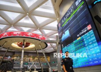 Lanjutkan Tren Menanjak, IHSG Dibuka Menguat