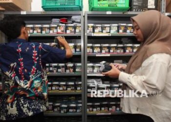 Verifikasi Data Paspor Jamaah Calon Haji Jawa Timur, NTT, dan Bali