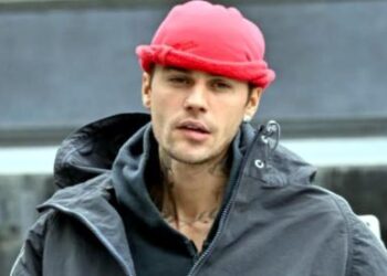 Justin Bieber Balas ‘Kebohongan’ Daring Tentang Hidupnya
