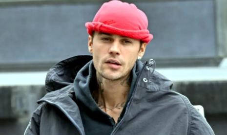 Justin Bieber Balas ‘Kebohongan’ Daring Tentang Hidupnya