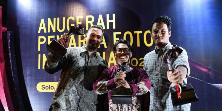 Foto Paus Fransiskus hingga Pesta Demokrasi di Badui sabet APFI 2025