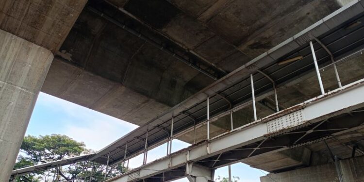 DKI tutup akses JPO dan halte Jalan Raya Bekasi Cakung yang tak layak