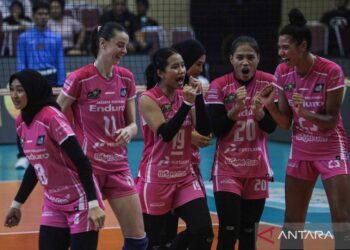 Jakarta Pertamina Enduro kalahkan Jakarta Popsivo Polwan dengan skor 3-1