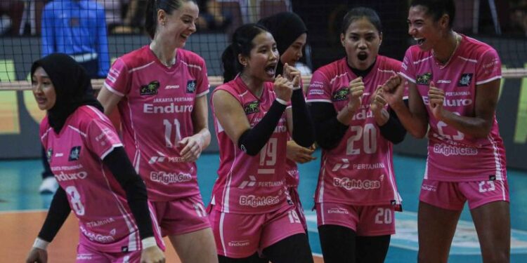 Jakarta Pertamina Enduro kalahkan Jakarta Popsivo Polwan dengan skor 3-1
