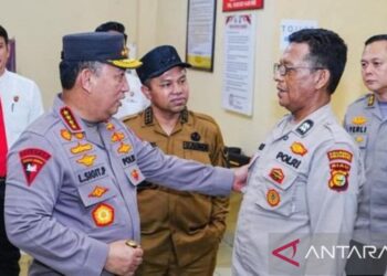 Bintara pendiri pesantren gratis di Riau dihadiahi sekolah perwira oleh Kapolri