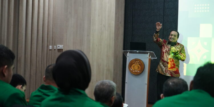 MIKOM FISIP UMJ dan Divisi Humas POLRI Perkuat Nilai AIK melalui Kuliah Umum