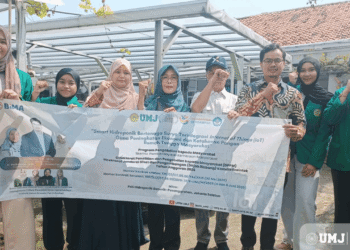 Komitmen Kampus Berdampak, Dosen UMJ Latih UMKM Gunakan SIAPIK