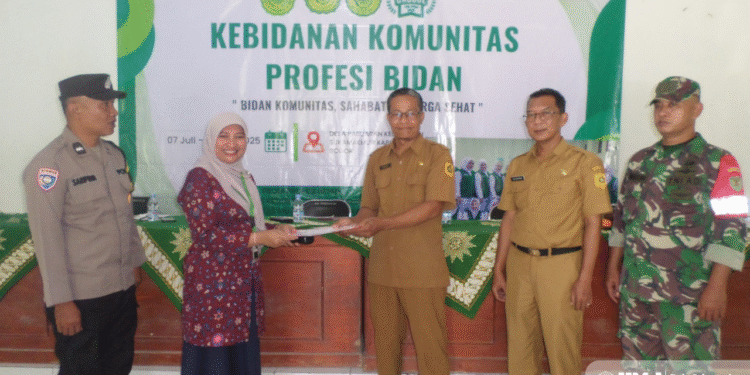 Mahasiswa FKK UMJ Jalani Praktik Kebidanan Komunitas di Desa Pabuaran Bogor